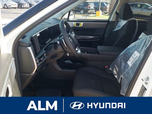 New 2026 Hyundai Santa Fe SE image 14