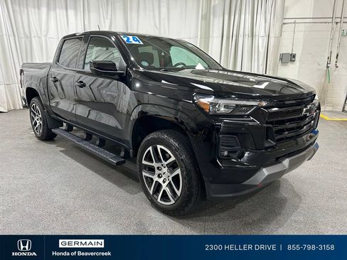 Used 2024 Chevrolet Colorado Z71 w/ Z71 Convenience Package 2 AWD/4WD image 2