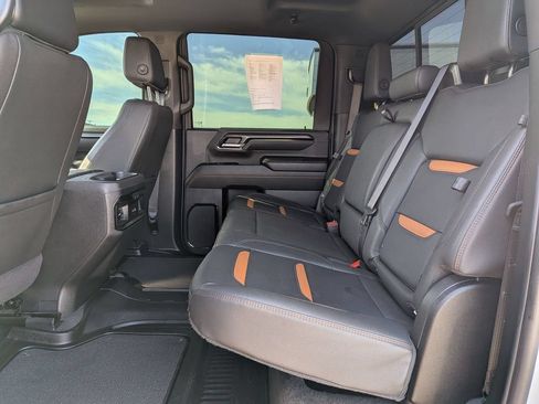 Used 2025 GMC Sierra 3500 AT4 w/ AT4 Premium Plus Package AWD/4WD image 20