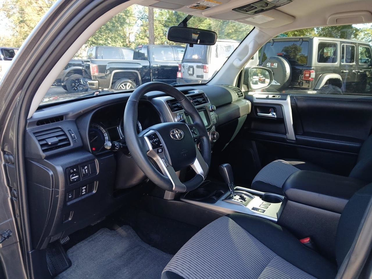 Used 2018 Toyota 4Runner SR5 RWD image 19