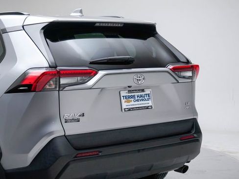 Used 2020 Toyota RAV4 LE w/ All Weather Liner Package image 4