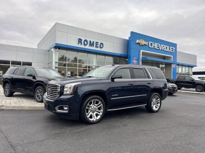 Used 2017 GMC Yukon SLT w/ Premium Edition