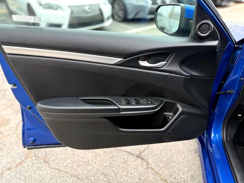 Used 2020 Honda Civic Sport image 11