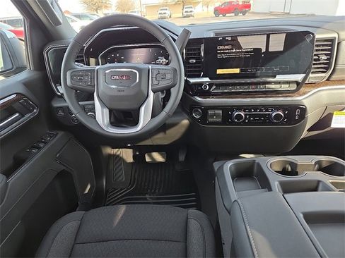 New 2026 GMC Sierra 1500 SLE w/ Preferred Package image 12
