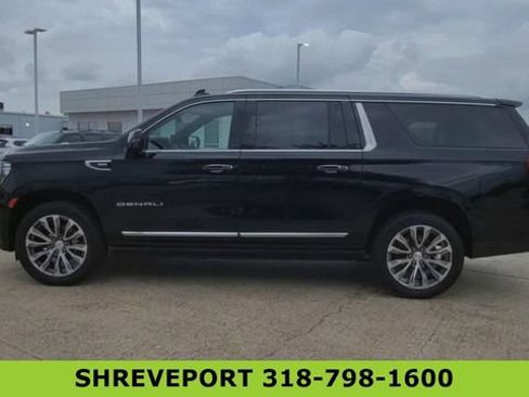 Certified 2021 GMC Yukon XL Denali w/ Denali Premium Package AWD/4WD image 5