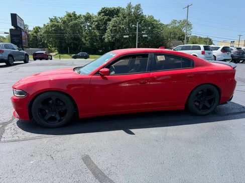 Used 2018 Dodge Charger SXT Plus w/ Quick Order Package 29J RWD image 4