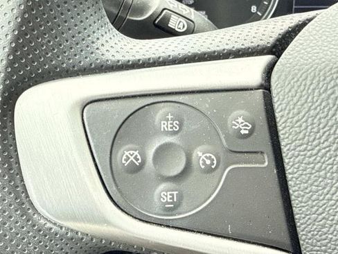 Used 2024 GMC Terrain SLE w/ Driver Convenience Package AWD/4WD image 11