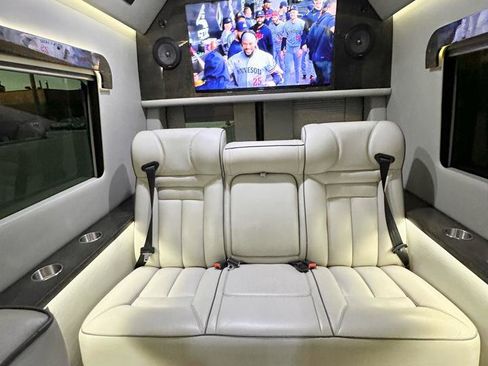 Used 2015 Mercedes-Benz Sprinter 2500 w/ Active Safety Plus Package image 84