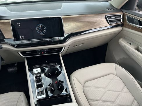 New 2026 Volkswagen Atlas SE AWD/4WD image 12