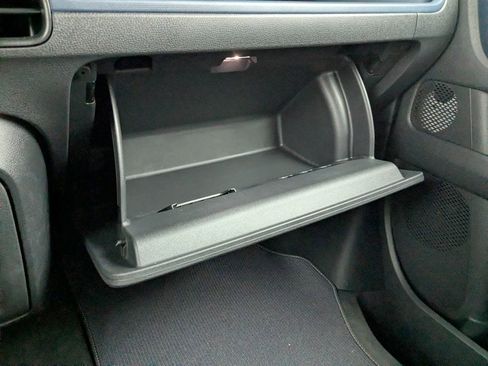 New 2025 Volkswagen ID. Buzz Pro S RWD image 27