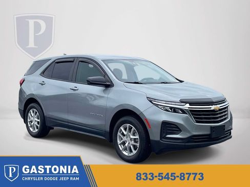 Used 2024 Chevrolet Equinox LS w/ LS Convenience Package AWD/4WD image 1