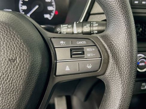 Used 2023 Honda CR-V EX image 18
