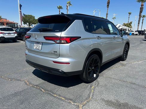 Used 2025 Mitsubishi Outlander SEL Black Edition AWD/4WD image 7