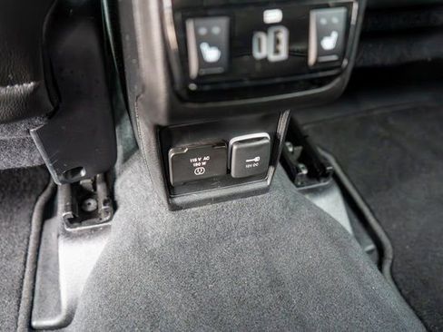 Used 2022 Jeep Compass Limited w/ (RED) Package image 20