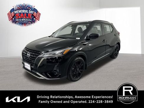 Used 2024 Nissan Kicks SR w/ SR Premium Package FWD image 1