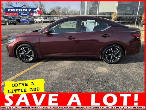 Used 2024 Nissan Sentra SV image 2