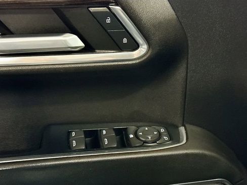 Used 2022 Chevrolet Silverado 1500 LT image 19