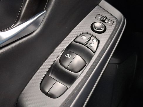 Used 2023 Nissan Sentra SV image 25