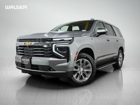 Used 2025 Chevrolet Tahoe Premier AWD/4WD image 1
