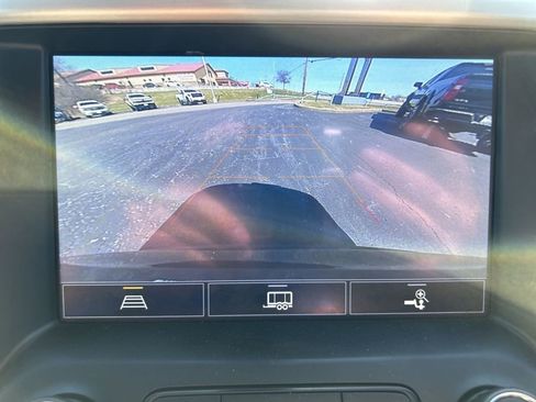 Used 2023 GMC Acadia SLE w/ Infotainment Package AWD/4WD image 31
