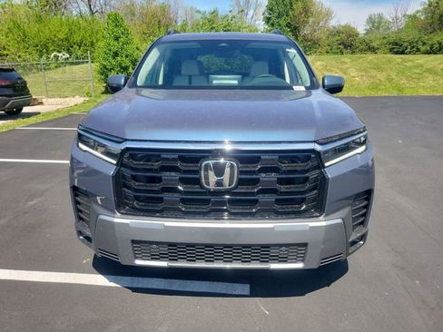 New 2026 Honda Pilot Touring image 16
