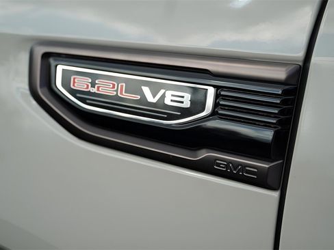 New 2026 GMC Sierra 1500 AT4X image 10