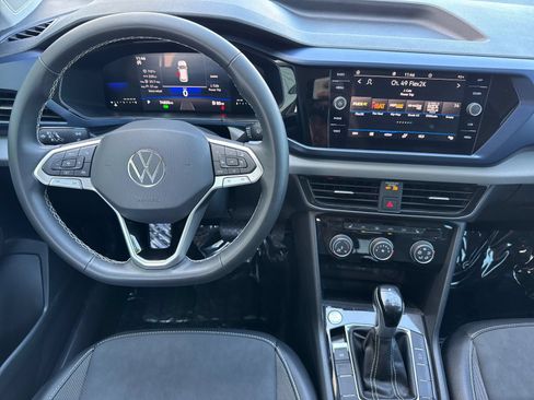 Used 2023 Volkswagen Taos SE FWD image 16