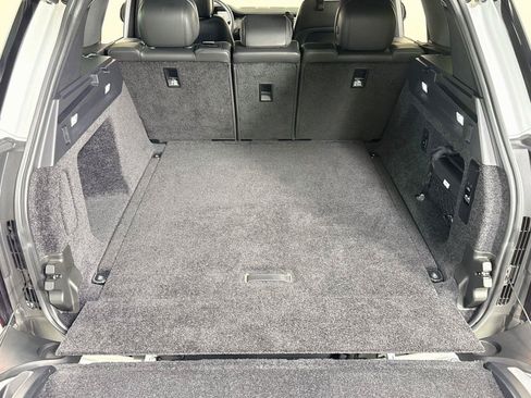 Used 2024 Land Rover Range Rover SE AWD/4WD image 27