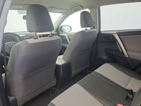 Used 2014 Toyota RAV4 LE FWD image 14