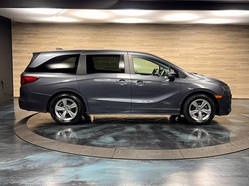 Used 2018 Honda Odyssey EX-L image 11