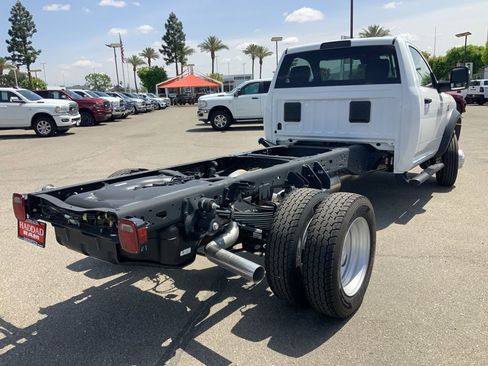 New 2026 RAM 5500 Tradesman w/ Chrome Appearance Group AWD/4WD image 6