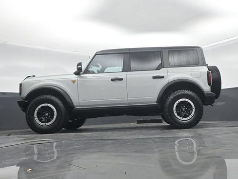 Certified 2024 Ford Bronco Badlands AWD/4WD image 50