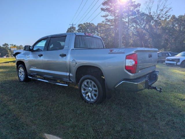 Used 2020 Toyota Tundra SR5 w/ SR5 Leather Package AWD/4WD image 5
