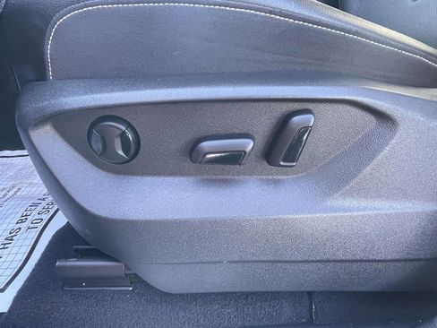 Certified 2024 Volkswagen Atlas SE image 22