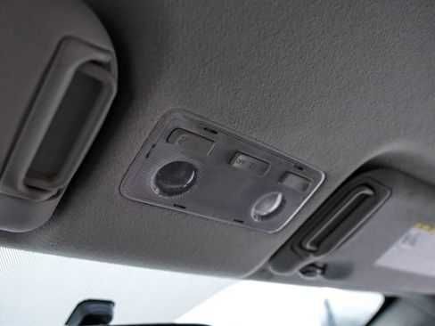 Used 2014 Toyota Yaris LE image 21