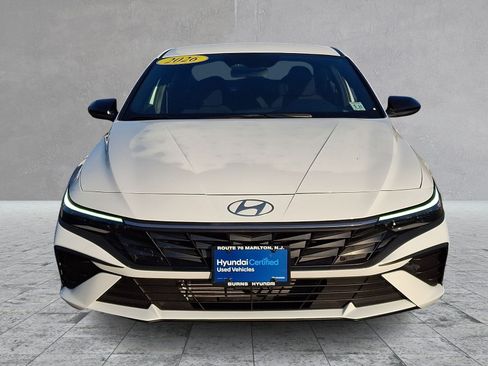 Used 2026 Hyundai Elantra SEL FWD image 2
