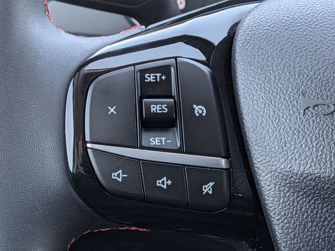 Used 2022 Ford Escape SEL w/ SEL Stealth AWD Package image 12