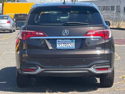Used 2017 Acura RDX AWD w/ Advance Package image 4