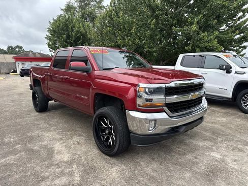 Used 2018 Chevrolet Silverado 1500 LT w/ All Star Edition AWD/4WD image 1