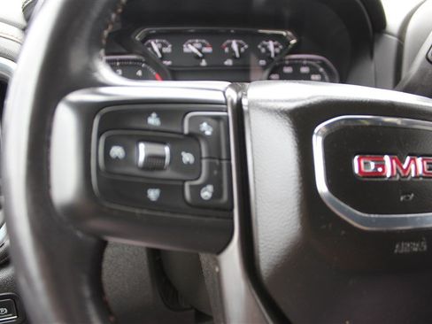 Used 2022 GMC Sierra 2500 AT4 w/ AT4 Preferred Package AWD/4WD image 28