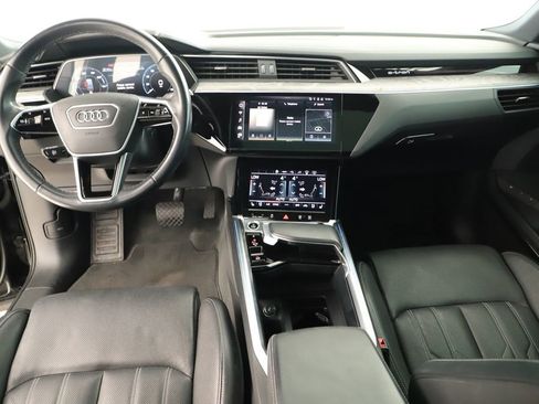 Used 2023 Audi e-tron Chronos w/ Chronos Package image 18