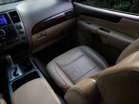 Used 2013 Nissan Armada Platinum image 23