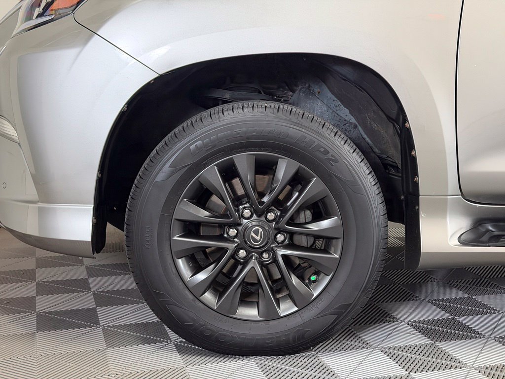 Used 2020 Lexus GX 460 Premium AWD/4WD image 13