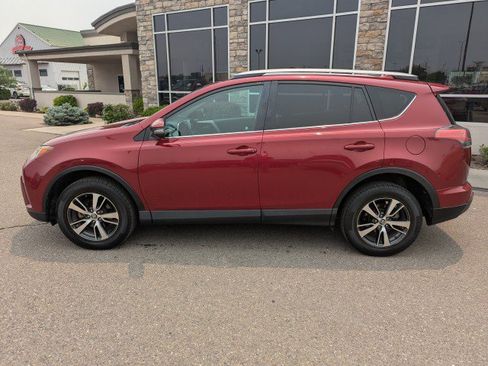 Used 2018 Toyota RAV4 XLE w/ Plus Extra Value Package AWD/4WD image 2