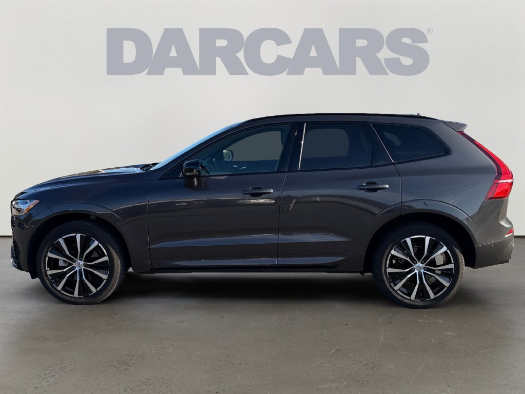 Certified 2024 Volvo XC60 B5 Ultimate w/ Climate Package AWD/4WD image 3
