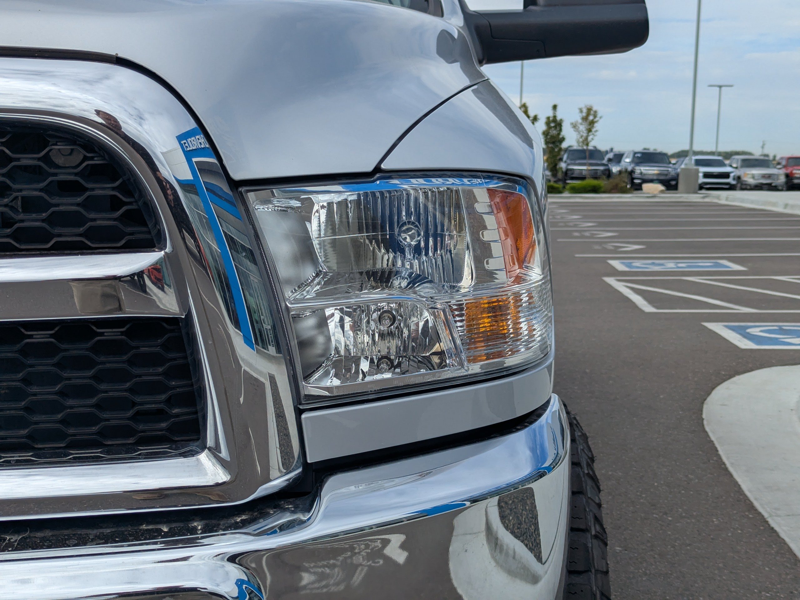 Used 2017 RAM 2500 Tradesman w/ Chrome Appearance Group AWD/4WD image 41