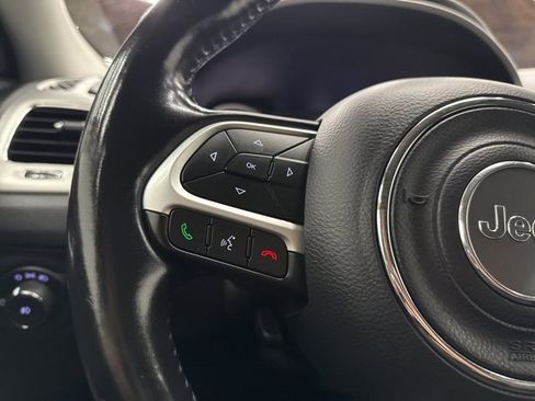 Used 2019 Jeep Compass Sport image 12