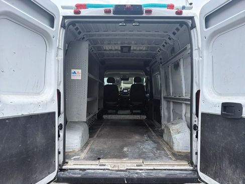 Used 2024 RAM ProMaster 2500 w/ Quick Order Package 22G SLT FWD image 19