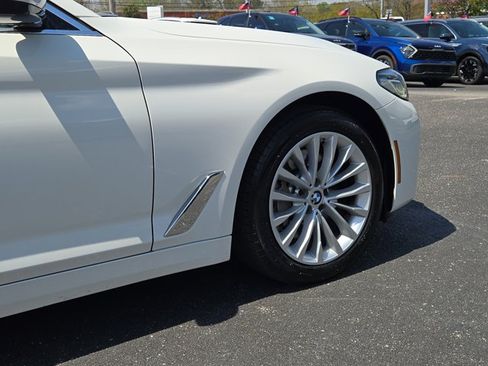 Used 2023 BMW 530i xDrive AWD/4WD image 24