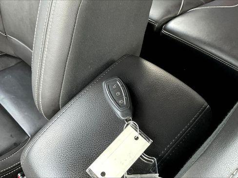 Used 2015 Ford Focus ST w/ Equipment Group 402A FWD image 35